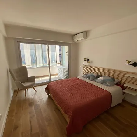 Апартаменты Renovated 4 Apartment-parking Next Door And At 700m Антиб