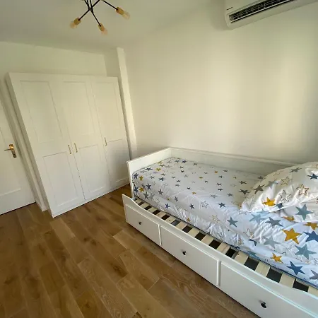 Renovated 4 Apartment-parking Next Door And At 700m * アンティーブ