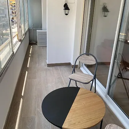 Renovated 4 Apartment-parking Next Door And At 700m * Antibes