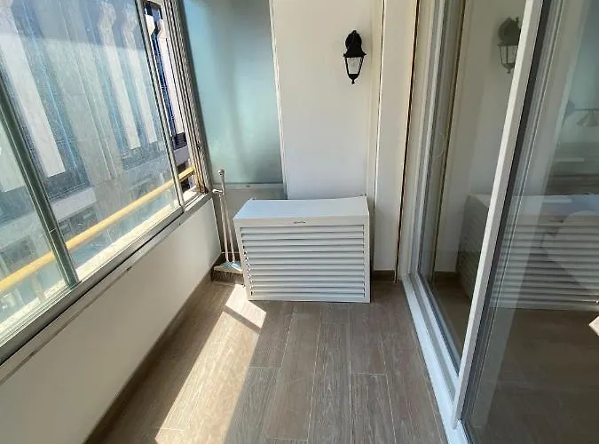 Renovated 4 Apartment-parking Next Door And At 700m *